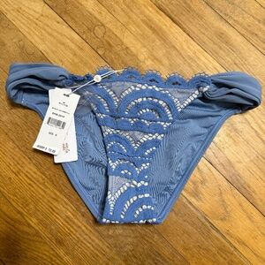 Pilyq PQ swim sky blue lace bikini bottoms size small